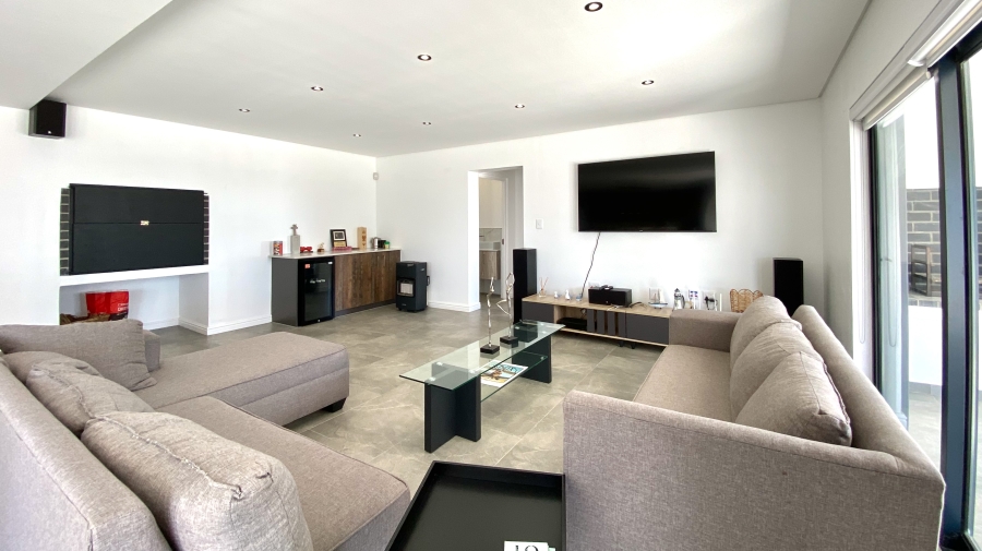 3 Bedroom Property for Sale in Dwarskersbos Western Cape